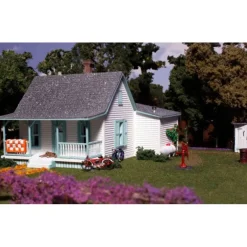 Trains*Woodland Scenics PF5186 HO Country Cottage Building Kit - Model Train Junction: Quality Parts and Art Supplies